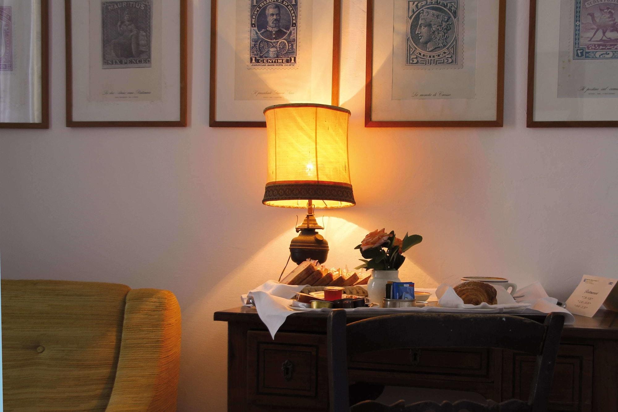 Hotel Della Baia Baia Domizia Ngoại thất bức ảnh
