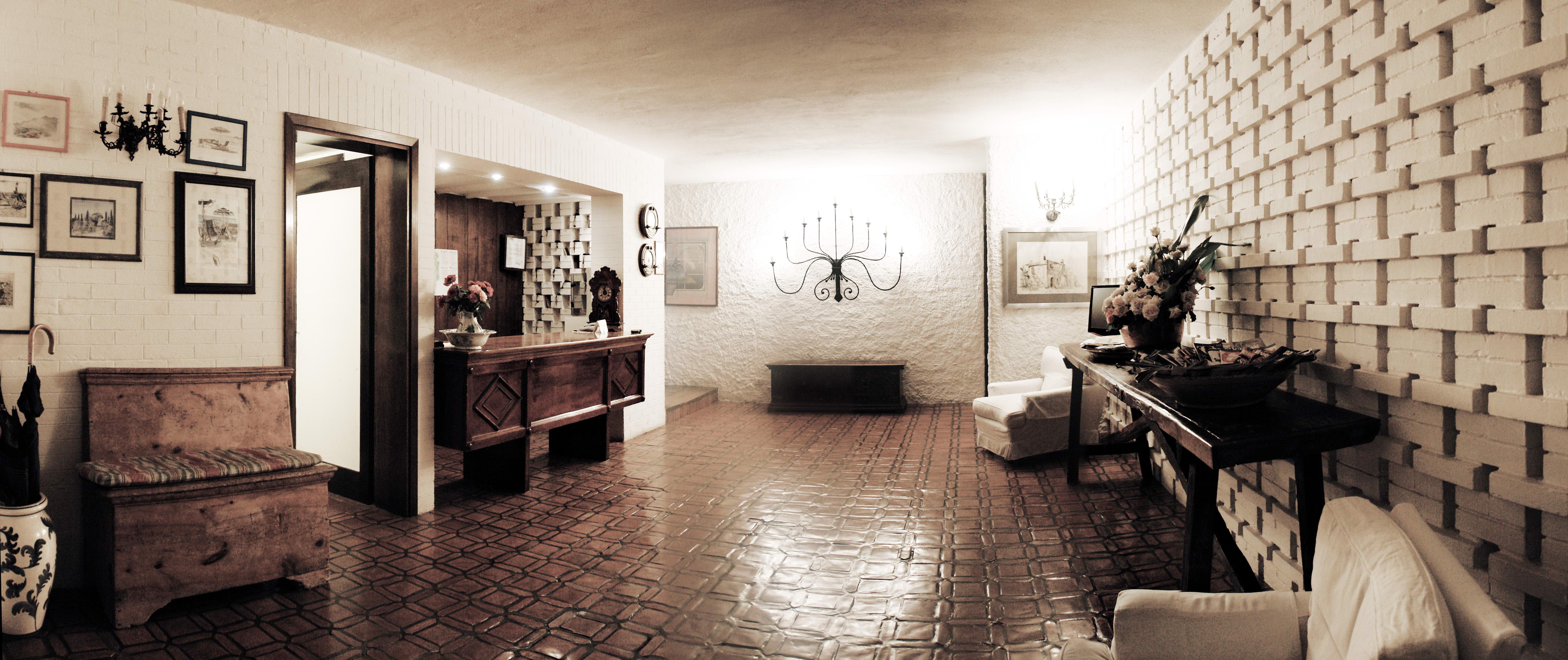 Hotel Della Baia Baia Domizia Ngoại thất bức ảnh