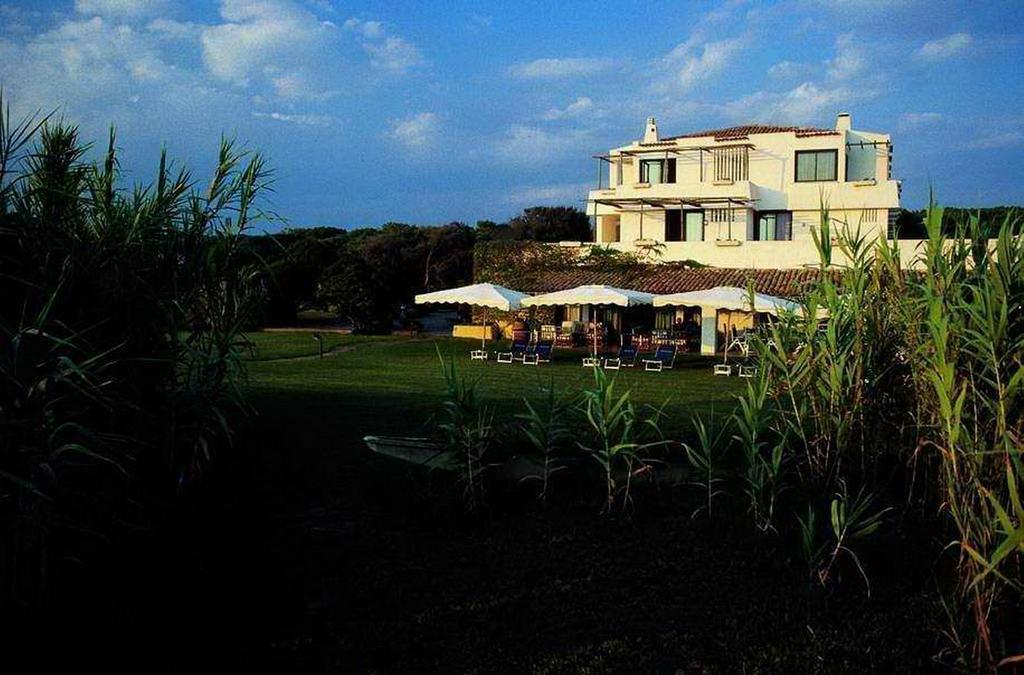Hotel Della Baia Baia Domizia Ngoại thất bức ảnh